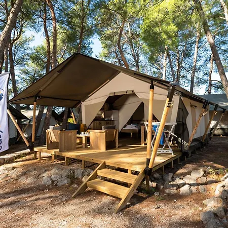 Easyatent Safari Tent Aminess Maravea Lüks kamp alanı