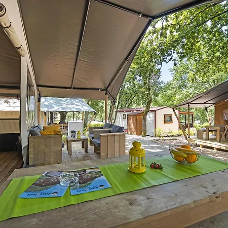 Lüks kamp alanı Easyatent Safari Tent Aminess Maravea *
