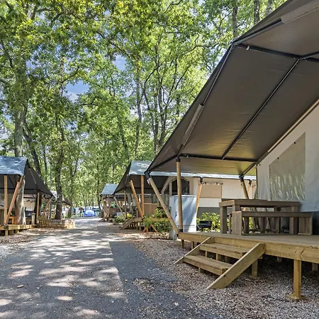Lüks kamp alanı Easyatent Safari Tent Aminess Maravea