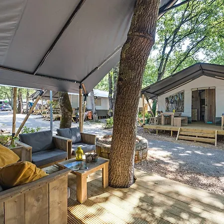 Easyatent Safari Tent Aminess Maravea Lüks kamp alanı