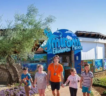 Luxusní stan Easyatent Safari Tent Aminess Maravea *