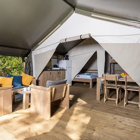 Luxusní stan Easyatent Safari Tent Aminess Maravea Novigrad Istria