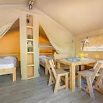 Easyatent Safari Tent Aminess Maravea * Novigrad (Istria)